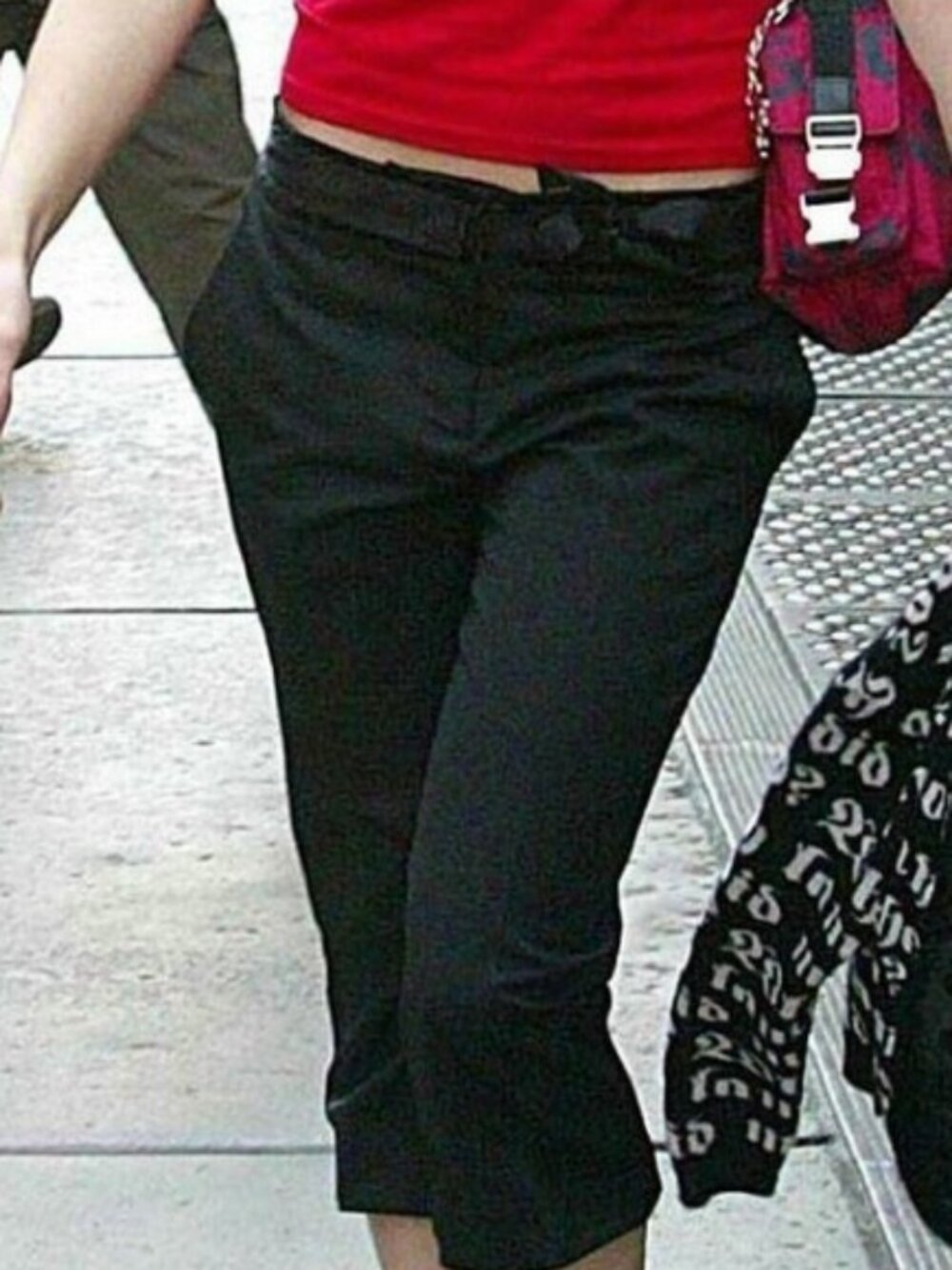 L.A.M.B. Gwen Stefani Wool Cashmere blend capri cropped low rise pants Black 6